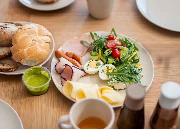 Sun Surfingbird 아파트 드지비르지노